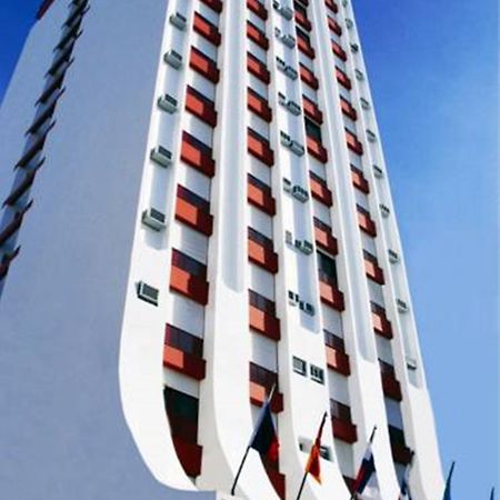 Hotel Manta เปโลตัส ภายนอก รูปภาพ