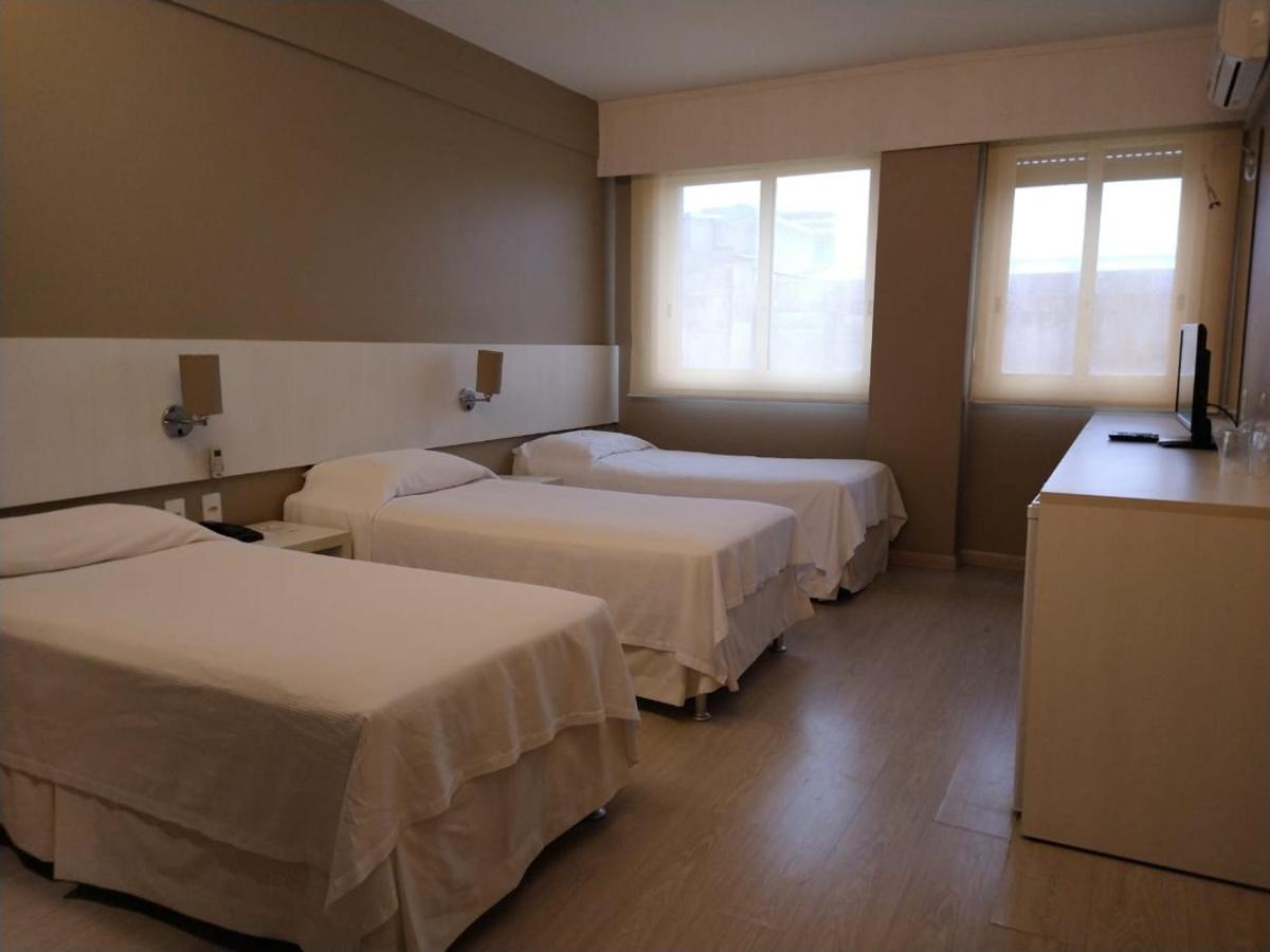 Hotel Manta เปโลตัส ภายนอก รูปภาพ