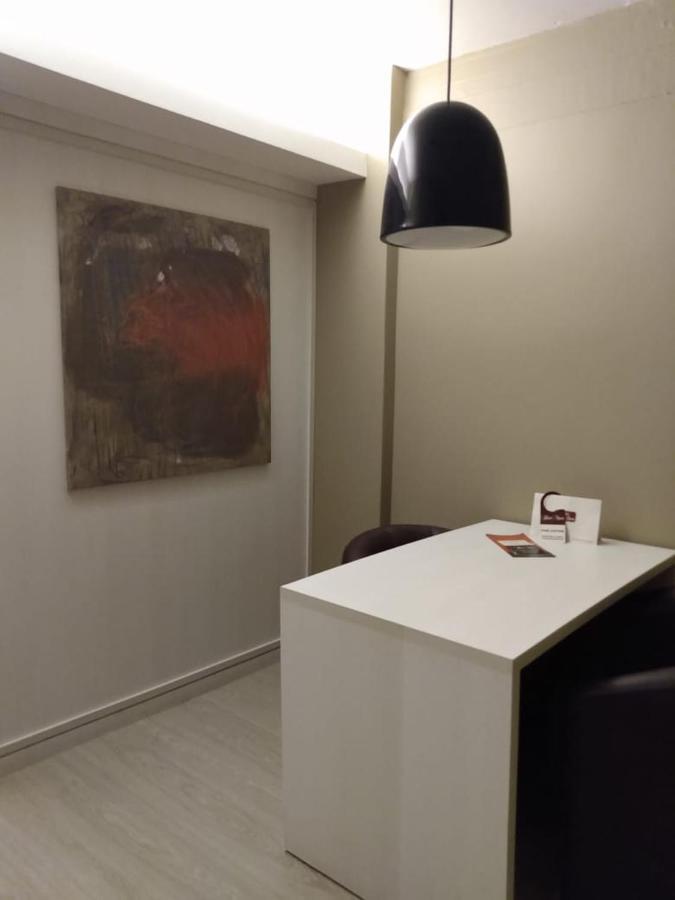Hotel Manta เปโลตัส ภายนอก รูปภาพ